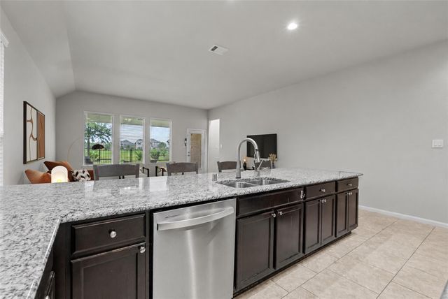 2731 Ahnya Lane, League City, TX 77573