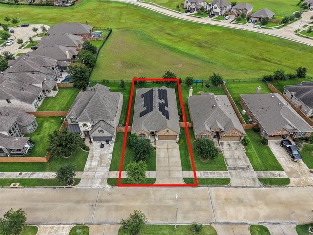 2731 Ahnya Lane, League City, TX 77573