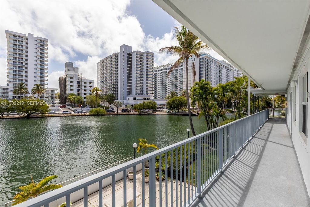 Image 13 of property listing at 2445 Lake Pancoast Dr J, Miami Beach, FL 33140