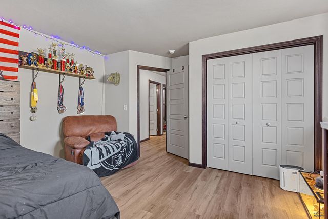 2660 MEADOWS DR, Sturgis, SD 57785
