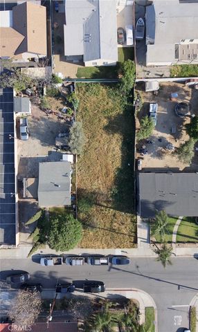 7542 Peters St, Riverside, CA 92504