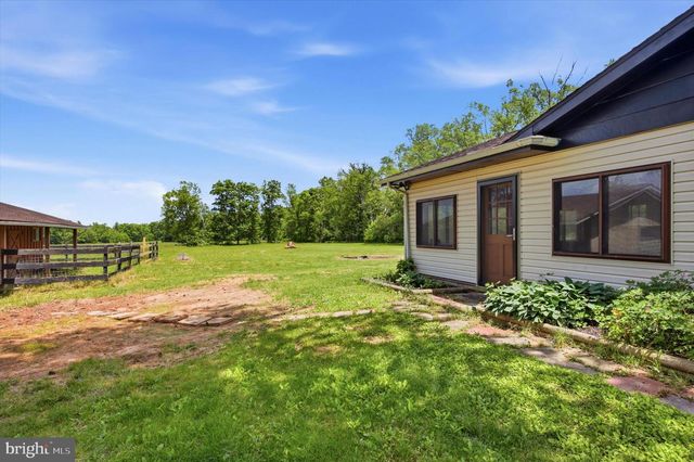151 AXE HANDLE RD, Quakertown, PA 18951