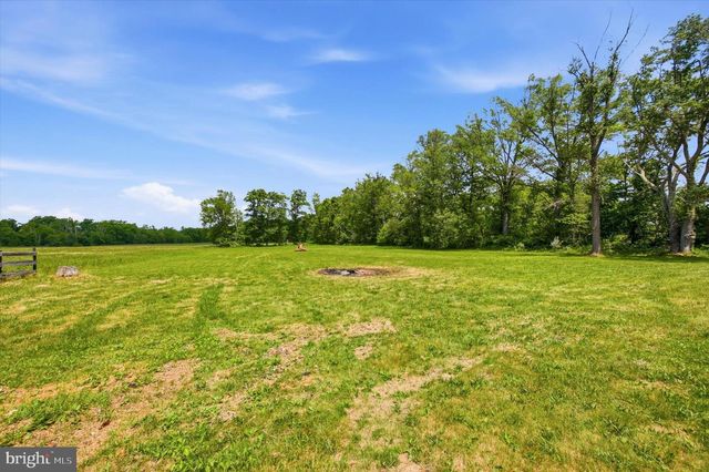 151 AXE HANDLE RD, Quakertown, PA 18951