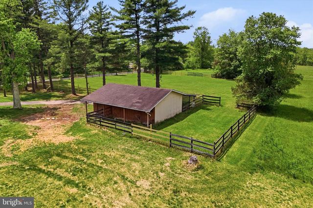 151 AXE HANDLE RD, Quakertown, PA 18951