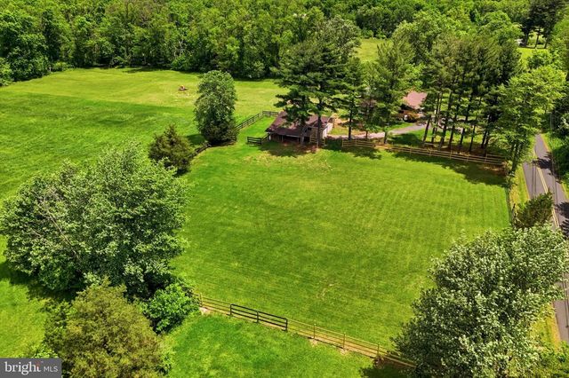 151 AXE HANDLE RD, Quakertown, PA 18951