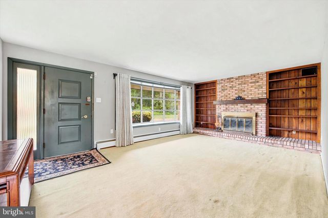 151 AXE HANDLE RD, Quakertown, PA 18951