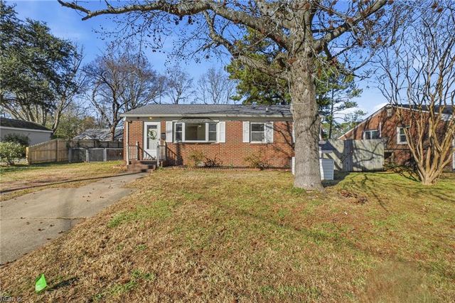 231 N Fifth ST, Hampton, VA 23669