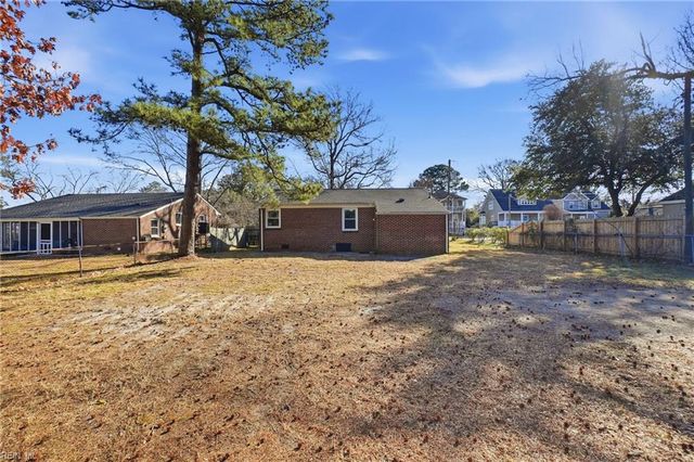 231 N Fifth ST, Hampton, VA 23669