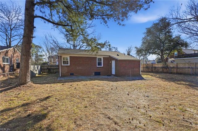 231 N Fifth ST, Hampton, VA 23669