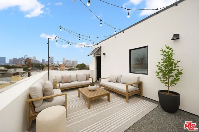 1518 Magnolia Avenue, Los Angeles, CA 90006