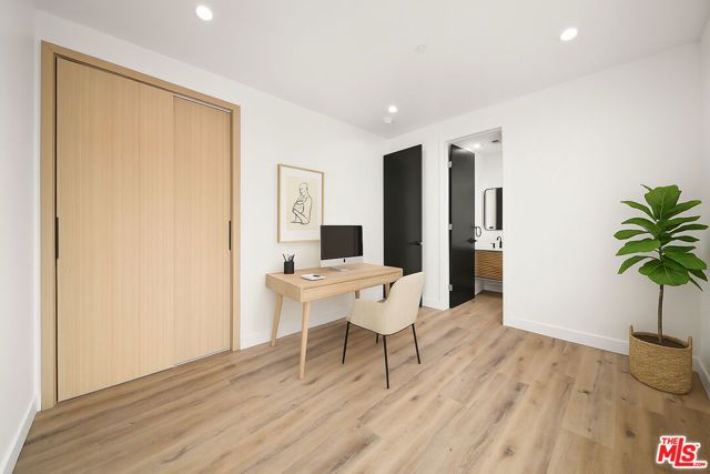 1518 Magnolia Avenue, Los Angeles, CA 90006