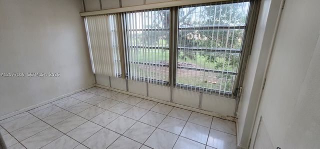 1020 NW 80th Ave 203, Margate, FL 33063