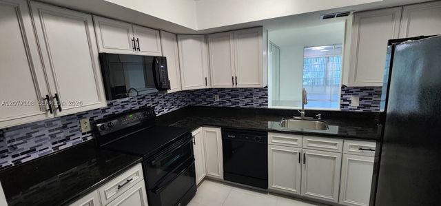 1020 NW 80th Ave 203, Margate, FL 33063