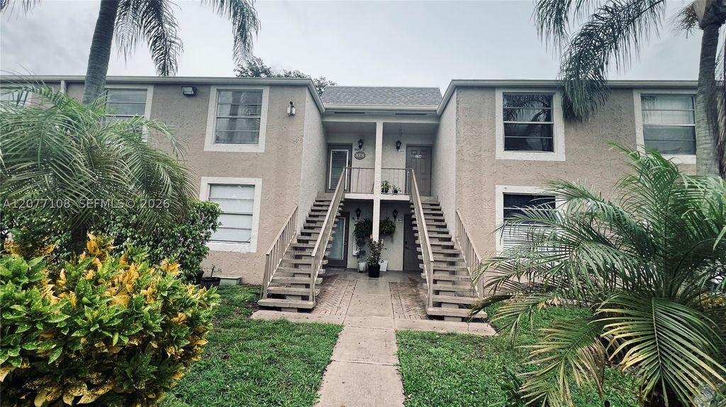 1020 NW 80th Ave 203, Margate, FL 33063