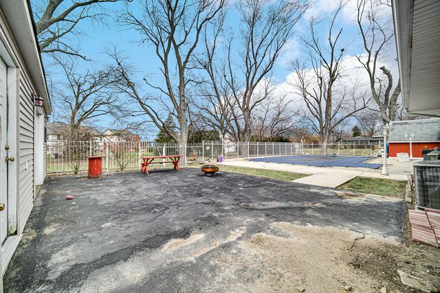 20580 Bensley Avenue, Lynwood, IL 60411