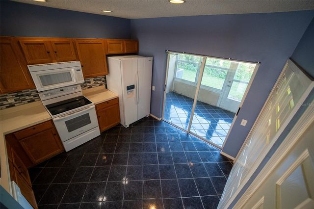 1250 REDONDO WAY, Wesley Chapel, FL 33543
