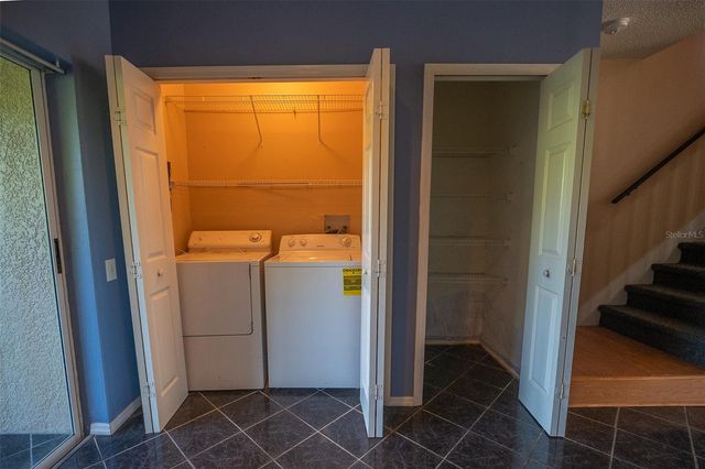 1250 REDONDO WAY, Wesley Chapel, FL 33543