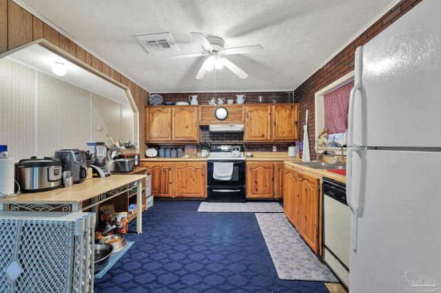 5545 Saufley Field Rd, Pensacola, FL 32526