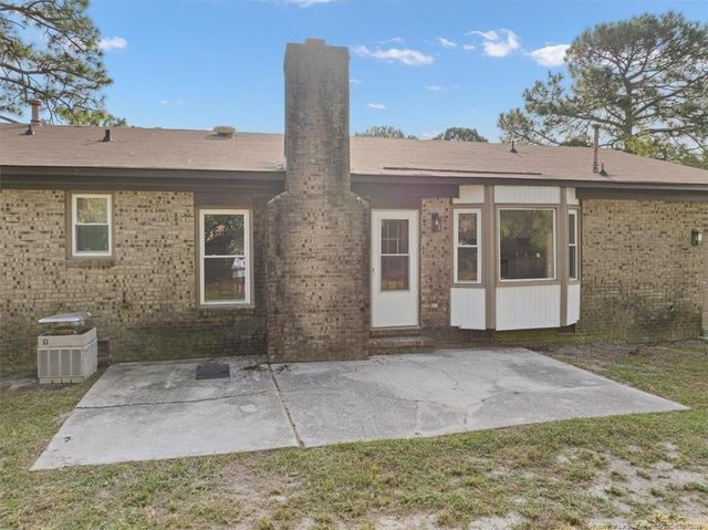 2034 Windlock Drive, Fayetteville, NC 28304
