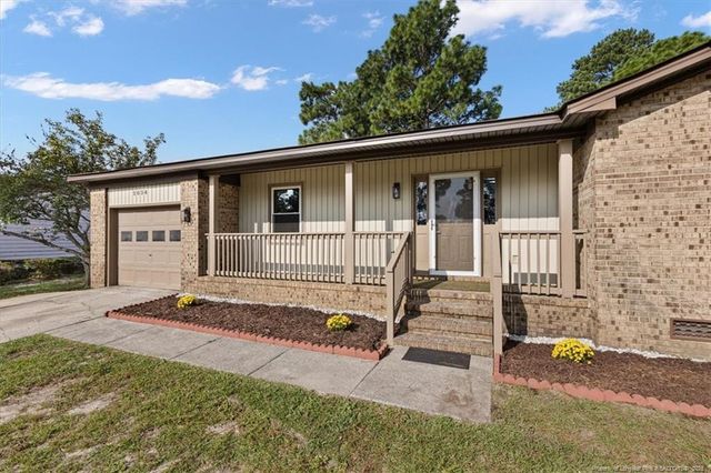 2034 Windlock Drive, Fayetteville, NC 28304