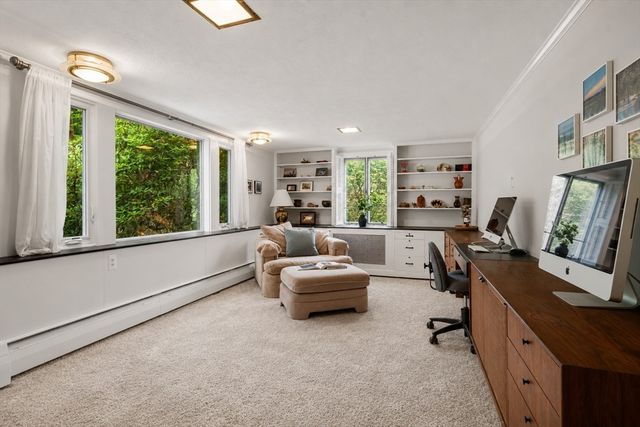 83 Bound Brook Rd, Newton, MA 02461