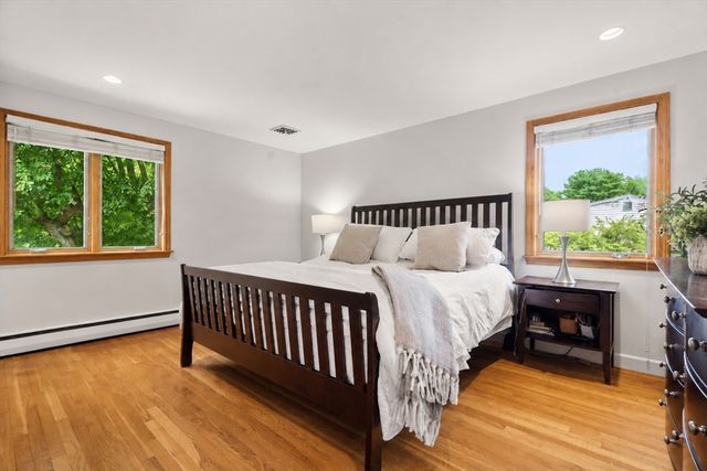 83 Bound Brook Rd, Newton, MA 02461