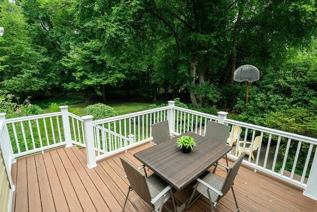 83 Bound Brook Rd, Newton, MA 02461