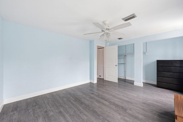 218 Old English Drive, Jupiter, FL 33458