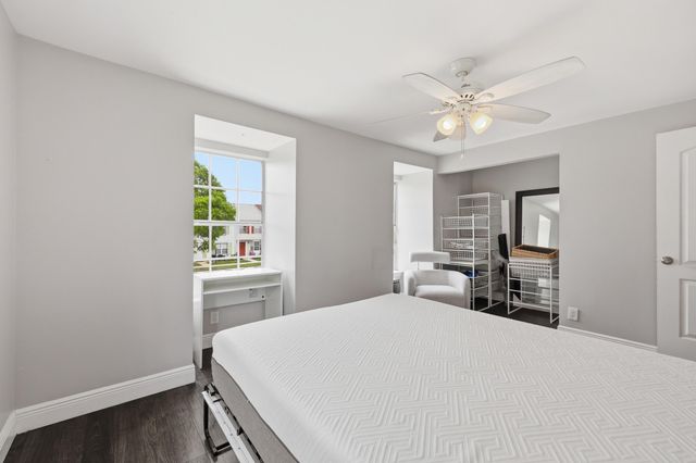 218 Old English Drive, Jupiter, FL 33458