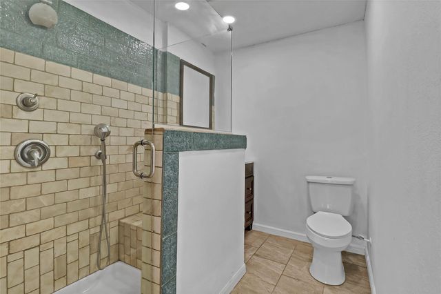 122 W Sierra CIR, San Marcos, TX 78666