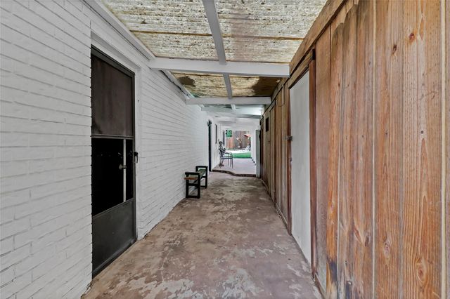 122 W Sierra CIR, San Marcos, TX 78666