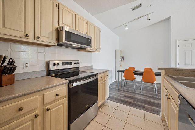 2513 MAITLAND CROSSING WAY 304, Orlando, FL 32810