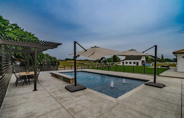 5600 Ferseyna Way, Valley Springs, CA 95252