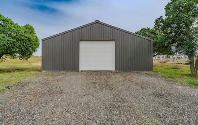 5600 Ferseyna Way, Valley Springs, CA 95252