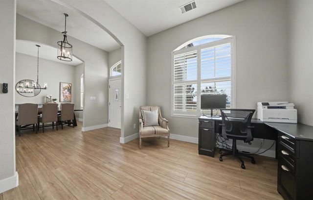 5600 Ferseyna Way, Valley Springs, CA 95252