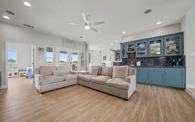 5600 Ferseyna Way, Valley Springs, CA 95252