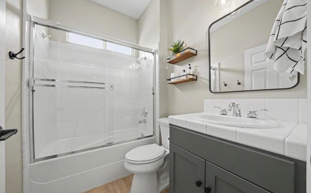 5600 Ferseyna Way, Valley Springs, CA 95252