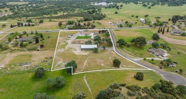 5600 Ferseyna Way, Valley Springs, CA 95252