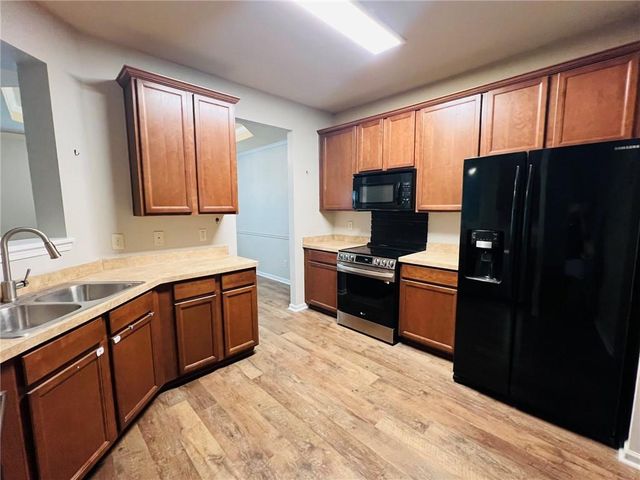 302 Alcovy Way, Woodstock, GA 30188