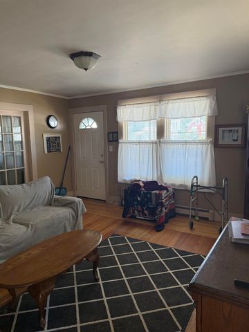 6 Church Street, Rochester, NH 03839