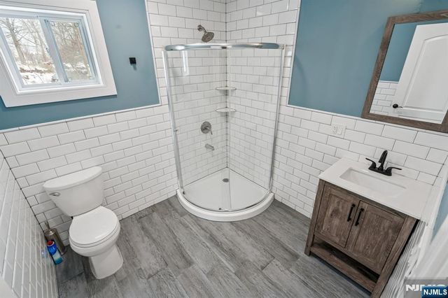 13 Roger Avenue, Wanaque, NJ 07420