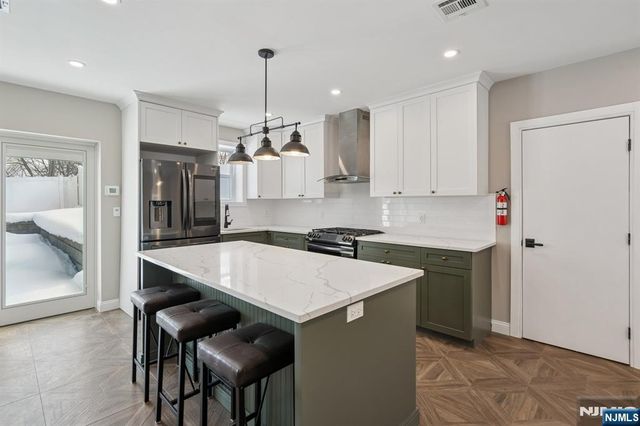 13 Roger Avenue, Wanaque, NJ 07420