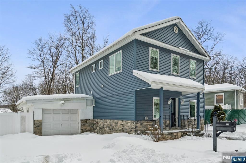 13 Roger Avenue, Wanaque, NJ 07420