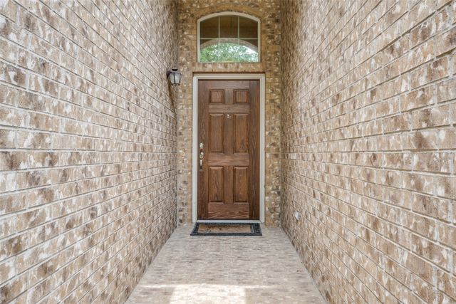 1104 Nora Lane, Denton, TX 76210