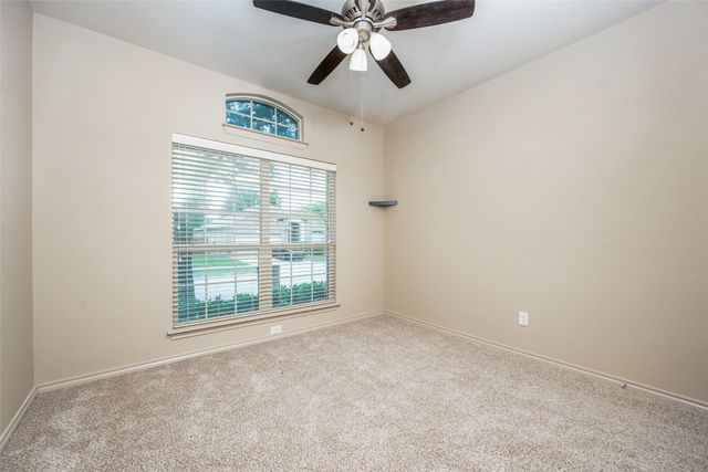 1104 Nora Lane, Denton, TX 76210