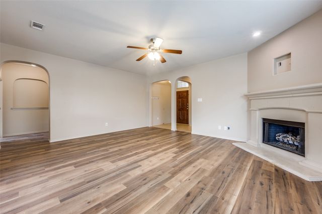 1104 Nora Lane, Denton, TX 76210