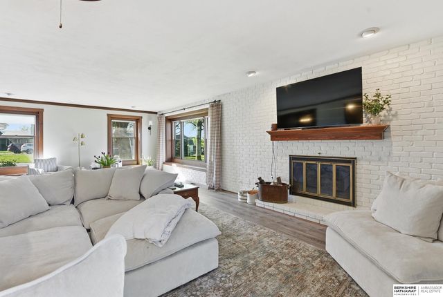6101 Frontier Road, Lincoln, NE 68516