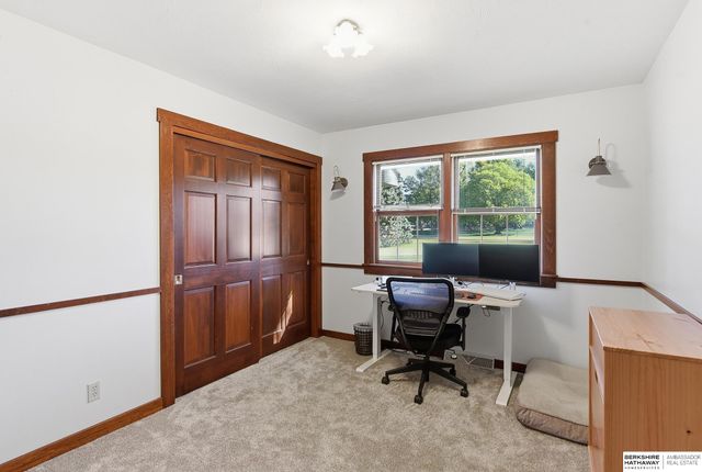 6101 Frontier Road, Lincoln, NE 68516