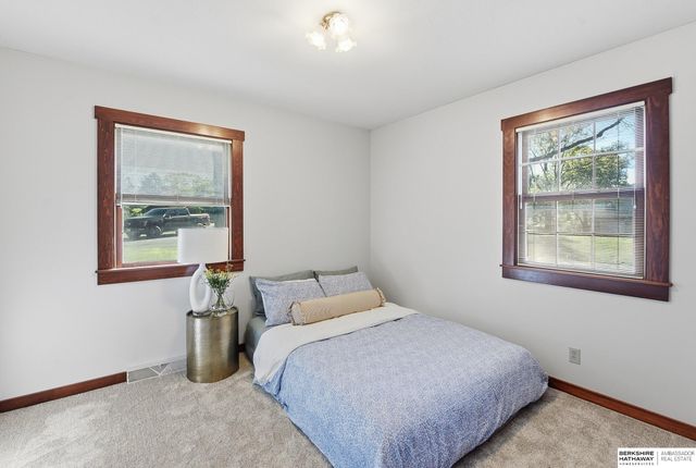 6101 Frontier Road, Lincoln, NE 68516