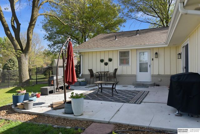 6101 Frontier Road, Lincoln, NE 68516